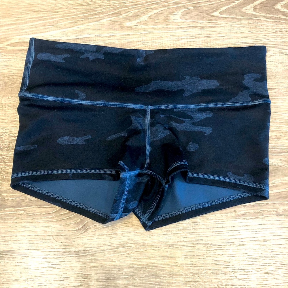 Lululemon yoga shorts navy camo